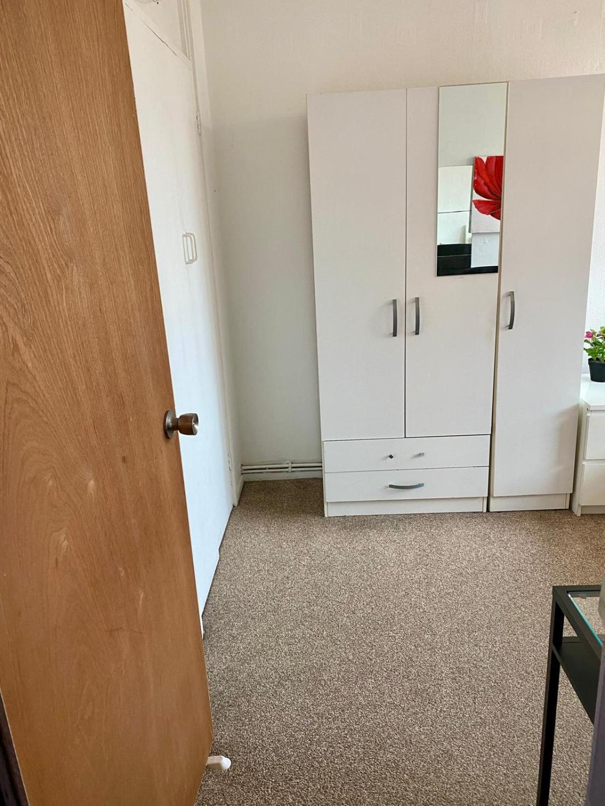 Kingward Apartment London Ngoại thất bức ảnh