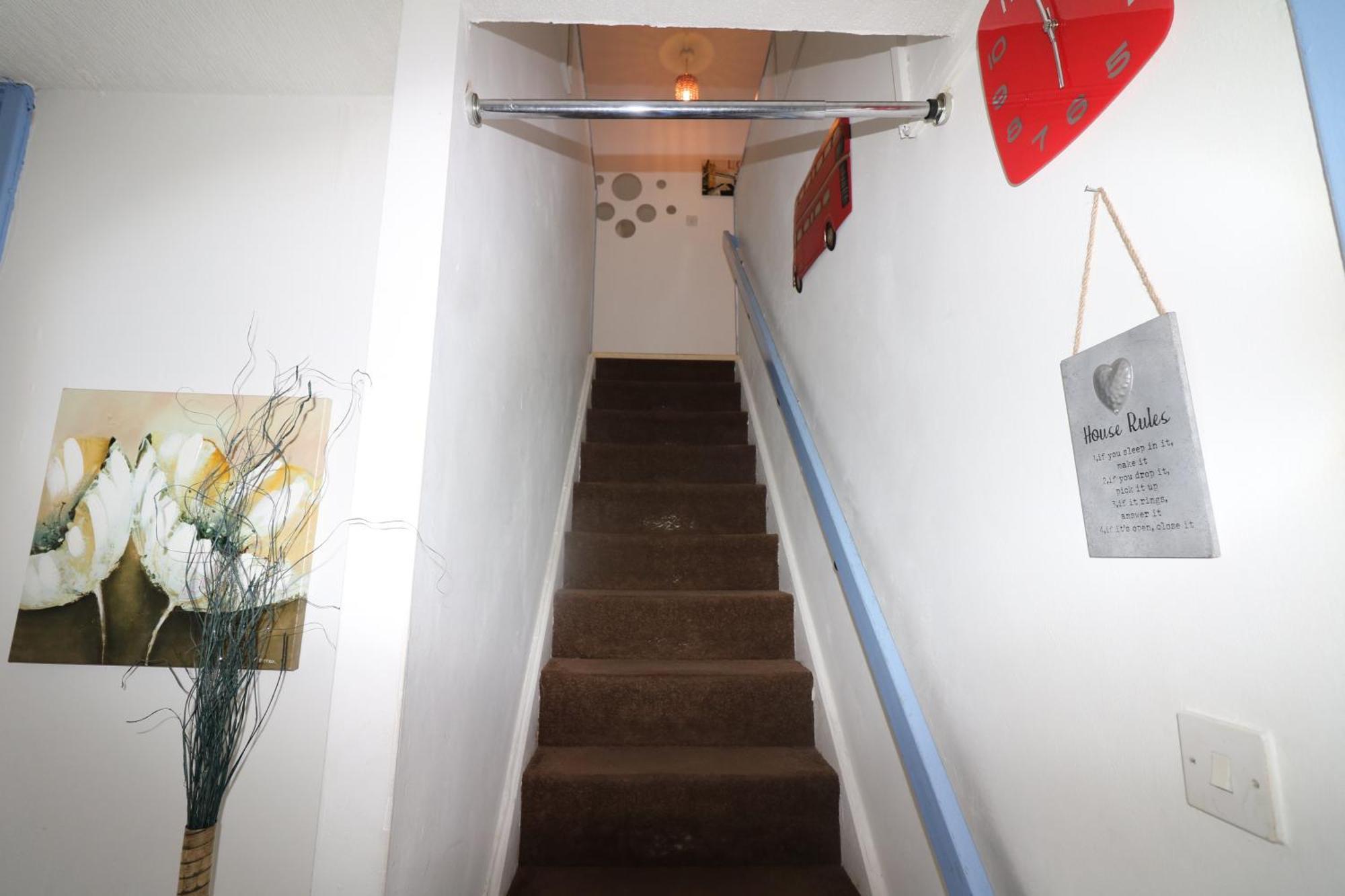 Kingward Apartment London Ngoại thất bức ảnh