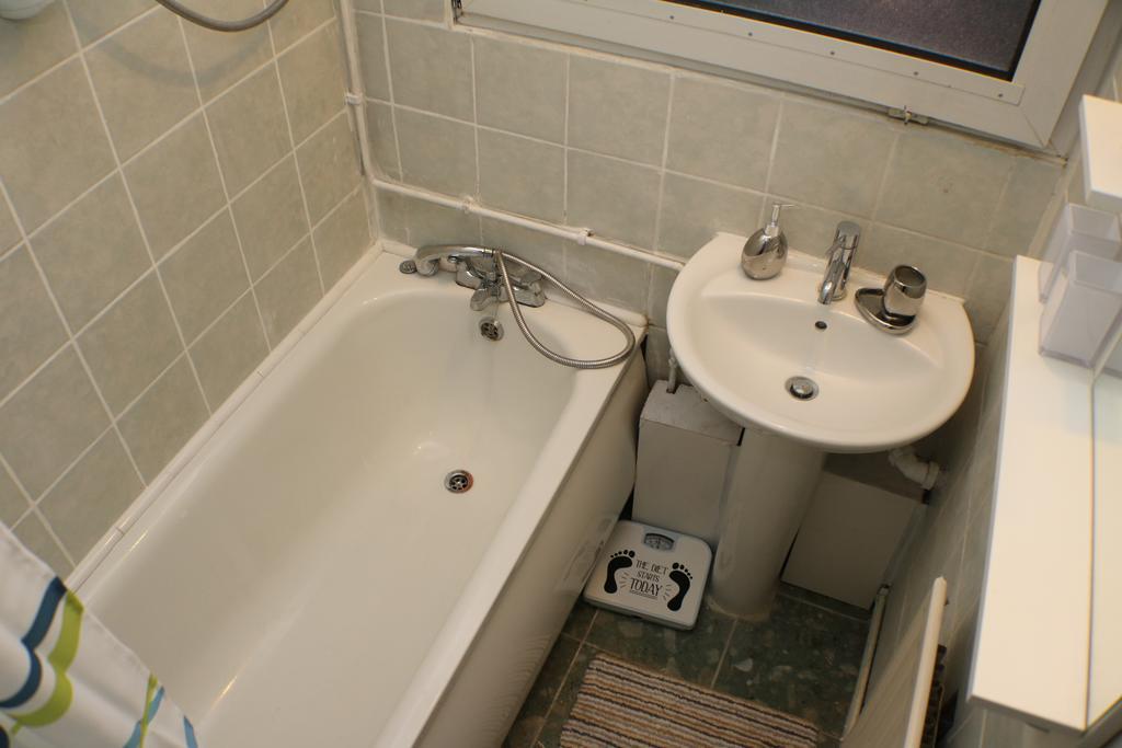 Kingward Apartment London Ngoại thất bức ảnh